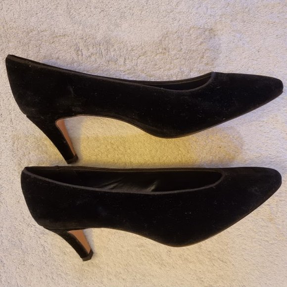 Talbots Velvet Pumps Heels 9.5M Genuine Leather Sole, Made in Italy, Never Worn - Picture 7 of 8